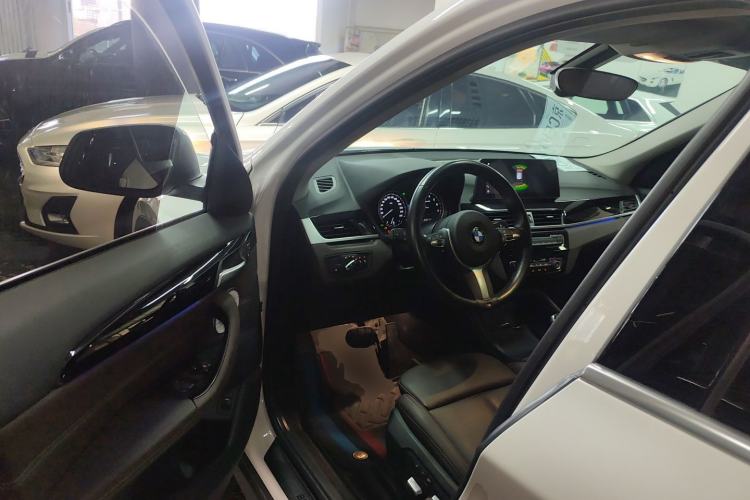 Used BMW X1 2022 sDrive25Li Leading Model Driver Seat