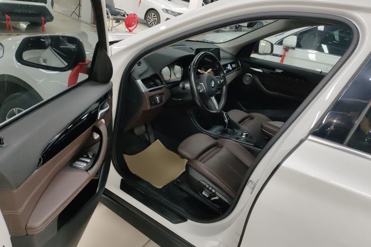Used BMW X1 2022 sDrive25Li Leading Model Driver Seat