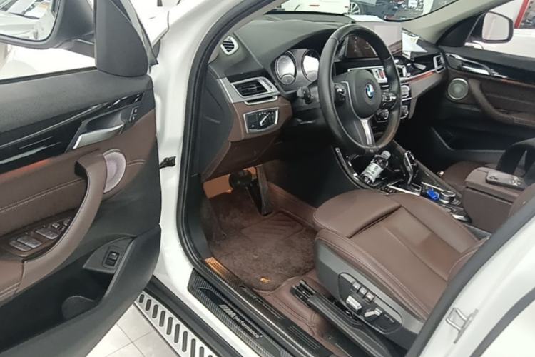 Used BMW X1 2022 sDrive25Li Leading Model Driver Seat