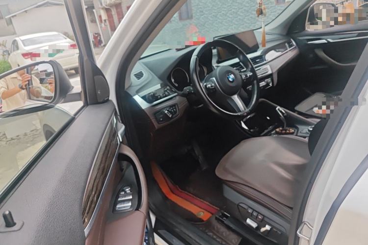 Used BMW X1 2022 Updated xDrive25Li Premium Edition Driver Seat