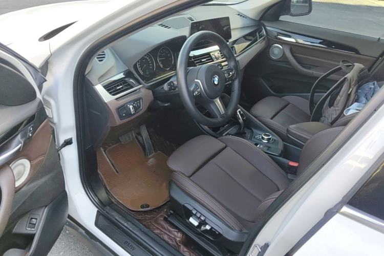 Used BMW X1 2022 sDrive25Li Leading Model Driver Seat