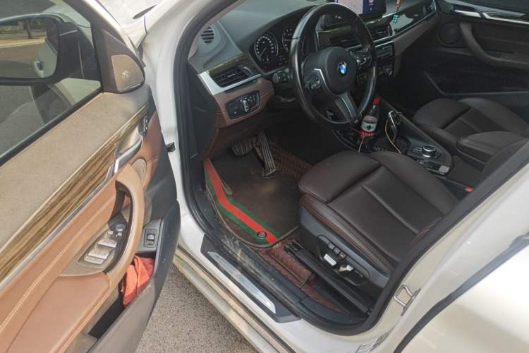 Used BMW X1 2022 Updated xDrive25Li Premium Edition Driver Seat