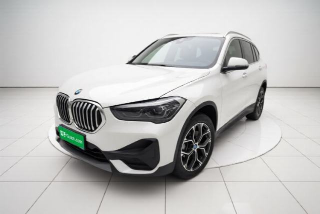 BMW X1 2022 sDrive25Li Leading Model usado
