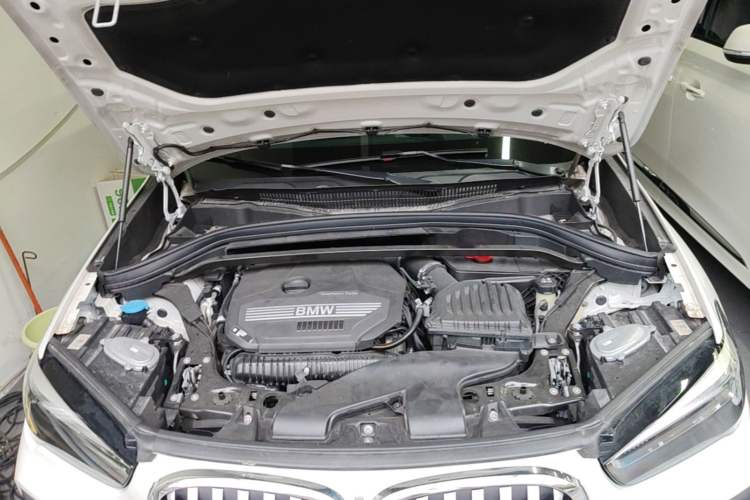 Used BMW X1 2022 sDrive25Li Leading Model Engine Bay