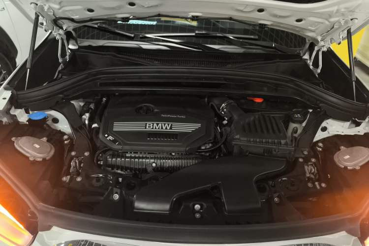 Used BMW X1 2022 sDrive25Li Leading Model Engine Bay