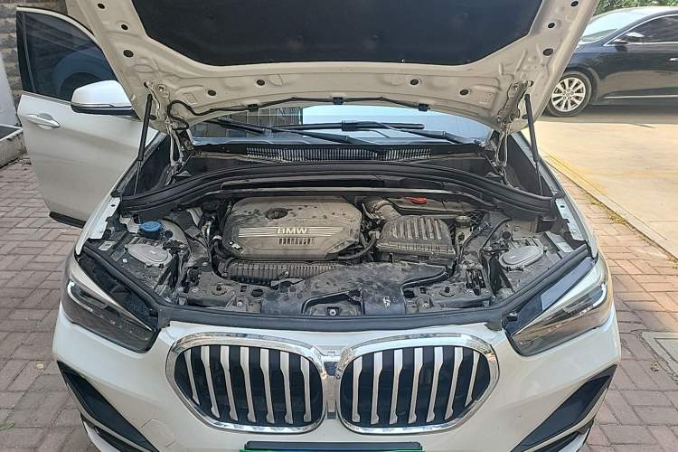 Used BMW X1 2022 sDrive25Li Leading Model Engine Bay