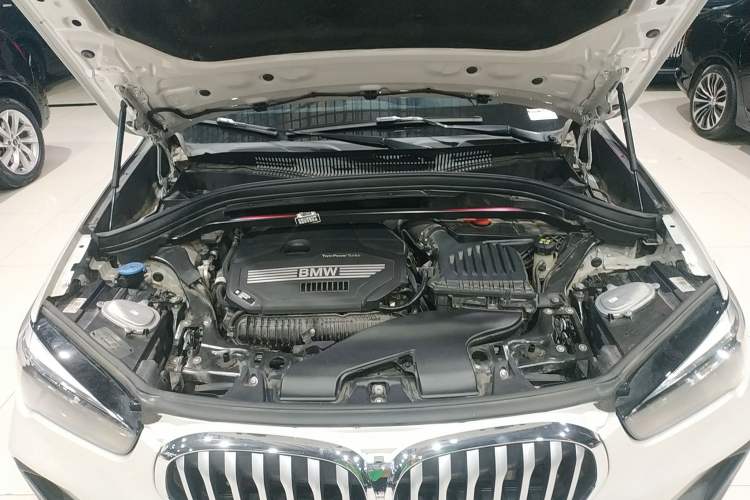 Used BMW X1 2022 sDrive25Li Leading Model Engine Bay