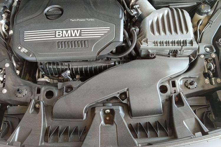 Used BMW X1 2022 sDrive20Li Fashion Model Engine Bay
