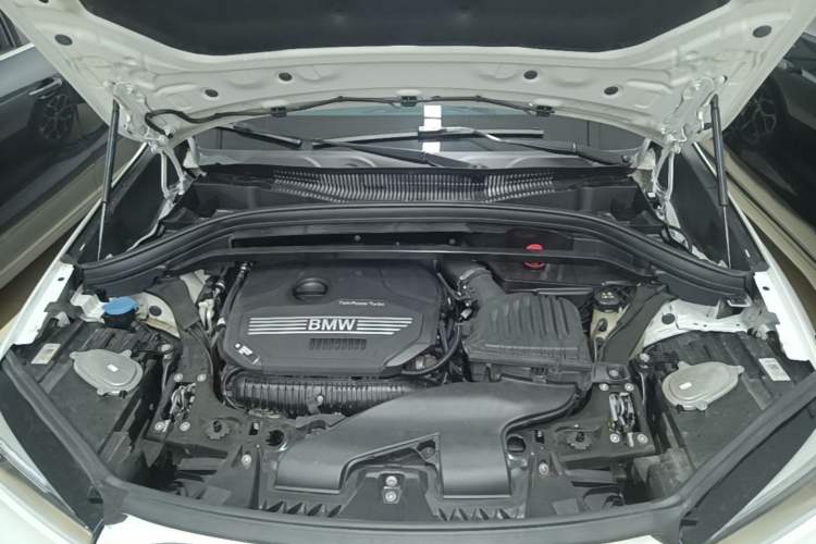 Used BMW X1 2022 sDrive25Li Leading Model Engine Bay