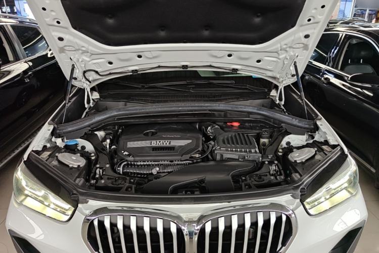 Used BMW X1 2022 sDrive25Li Leading Model Engine Bay