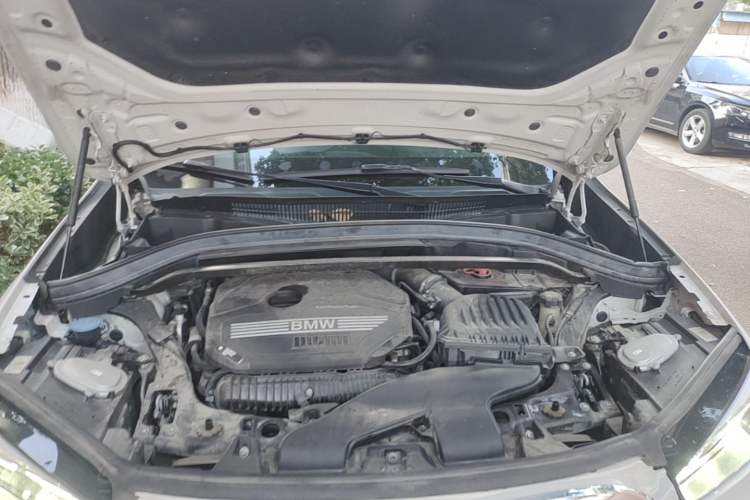 Used BMW X1 2022 sDrive25Li Leading Model Engine Bay