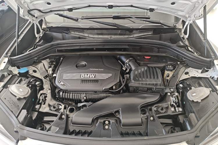 Used BMW X1 2022 sDrive25Li Leading Model Engine Bay