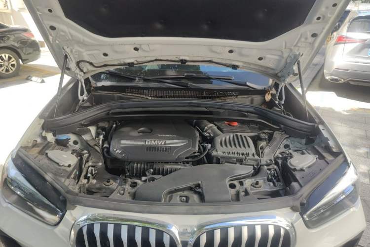 Used BMW X1 2022 sDrive20Li Fashion Model Engine Bay