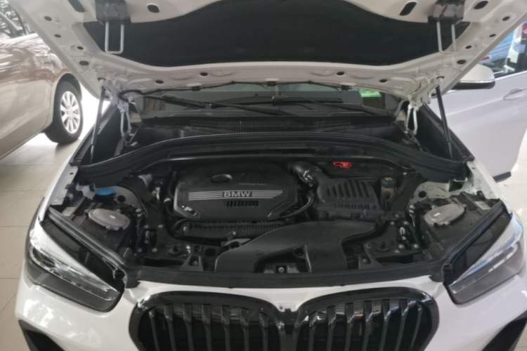 Used BMW X1 2022 sDrive25Li Leading Model Engine Bay