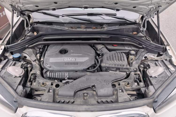Used BMW X1 2022 sDrive25Li Leading Model Engine Bay