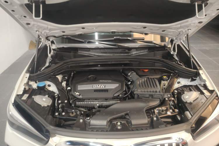 Used BMW X1 2022 sDrive25Li Leading Model Engine Bay