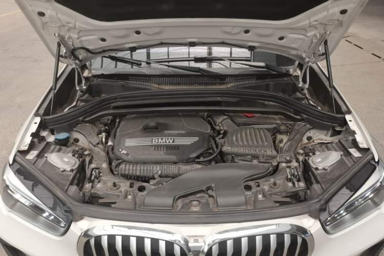 Used BMW X1 2022 sDrive25Li Leading Model Engine Bay