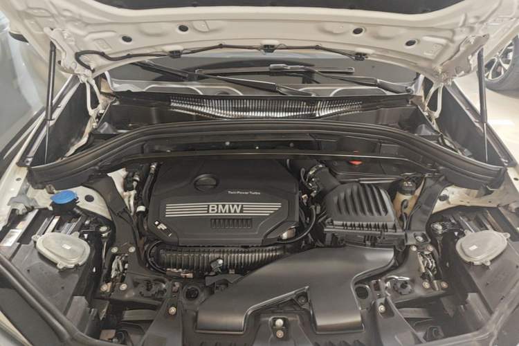 Used BMW X1 2022 sDrive25Li Leading Model Engine Bay