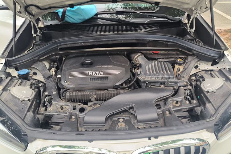Used BMW X1 2022 sDrive25Li Leading Model Engine Bay