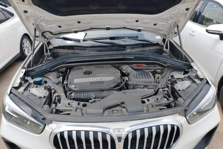 Used BMW X1 2022 sDrive25Li Leading Model Engine Bay