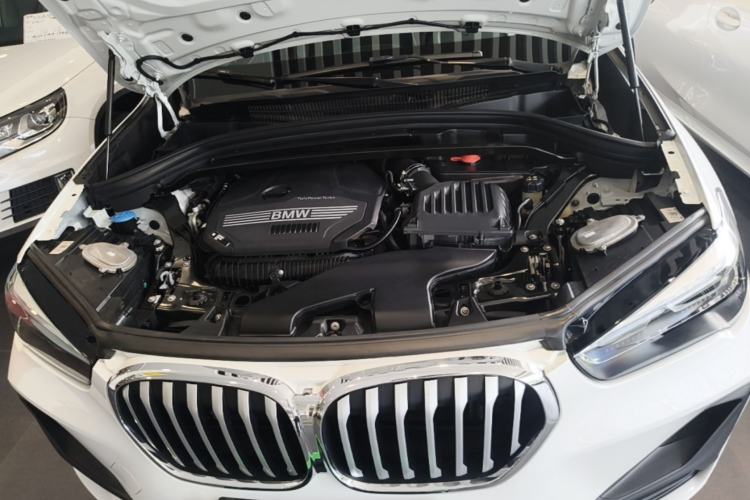 Used BMW X1 2022 sDrive25Li Leading Model Engine Bay