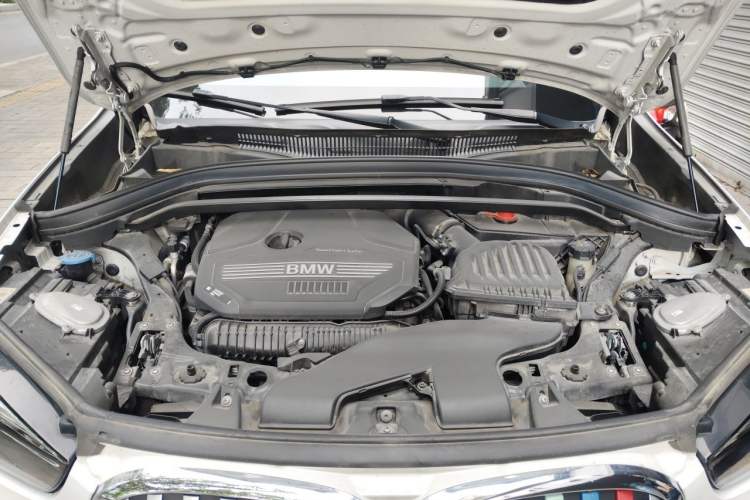 Used BMW X1 2022 sDrive25Li Leading Model Engine Bay