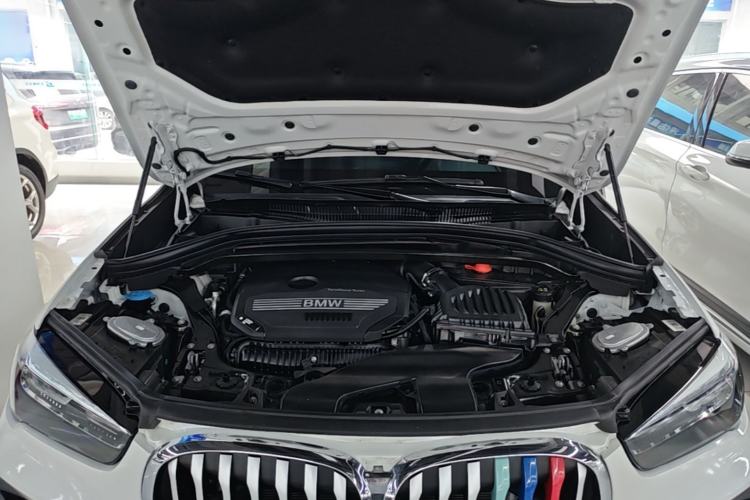Used BMW X1 2022 sDrive25Li Leading Model Engine Bay