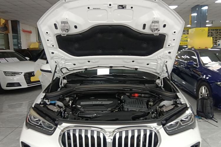 Used BMW X1 2022 sDrive25Li Leading Model Engine Bay