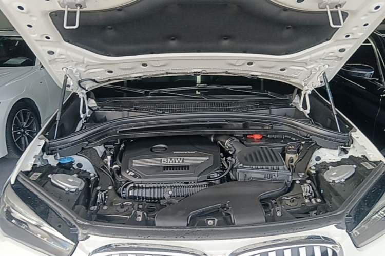 Used BMW X1 2022 sDrive25Li Leading Model Engine Bay