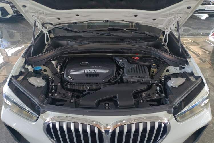 Used BMW X1 2022 sDrive25Li Leading Model Engine Bay