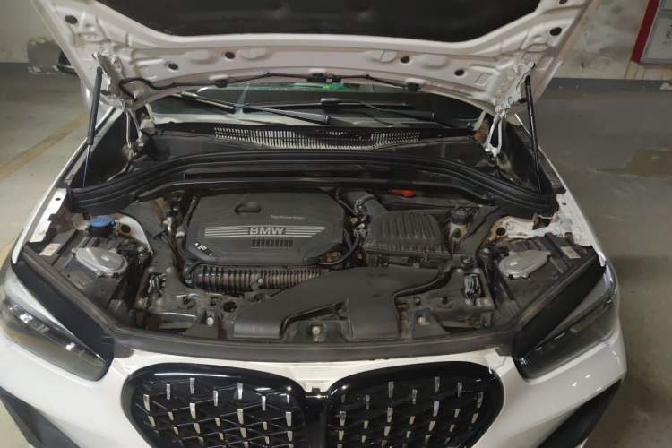 Used BMW X1 2022 sDrive25Li Leading Model Engine Bay