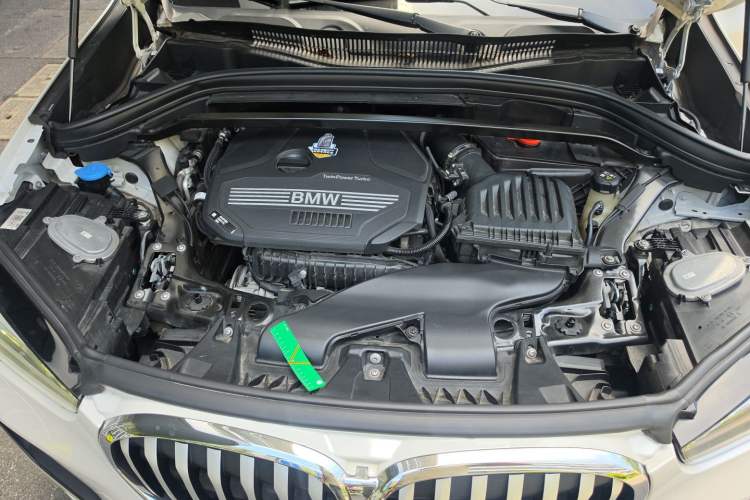Used BMW X1 2022 sDrive20Li Fashion Model Engine Bay