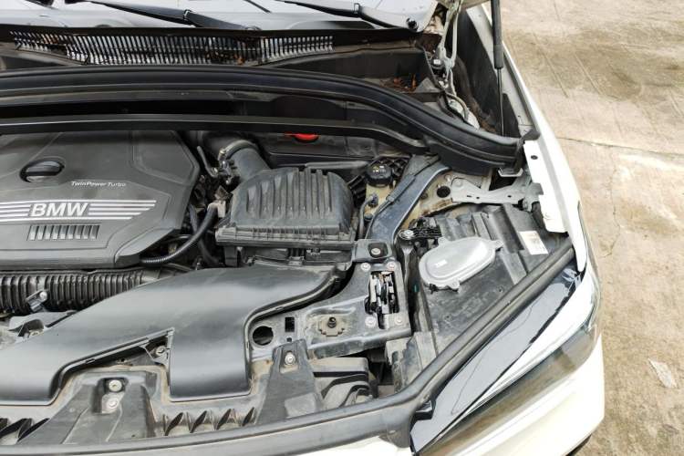 Used BMW X1 2022 sDrive25Li Leading Model Engine Bay Left