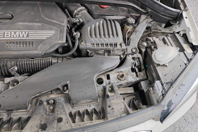 Used BMW X1 2022 sDrive25Li Leading Model Engine Bay Left
