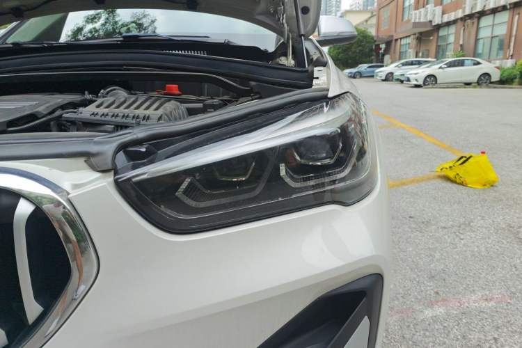 Used BMW X1 2022 Updated xDrive25Li Premium Edition Engine Bay Left