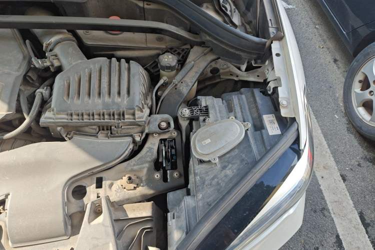Used BMW X1 2022 sDrive25Li Leading Model Engine Bay Left
