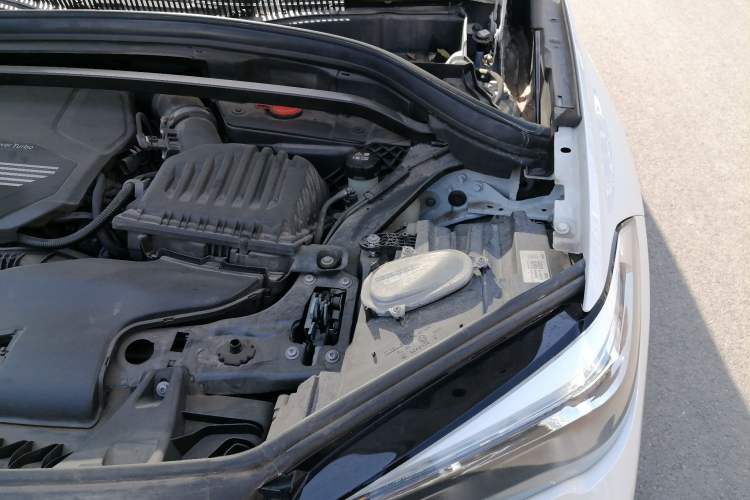 Used BMW X1 2022 sDrive25Li Leading Model Engine Bay Left