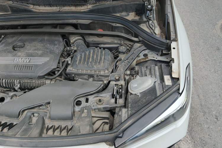 Used BMW X1 2022 sDrive25Li Leading Model Engine Bay Left