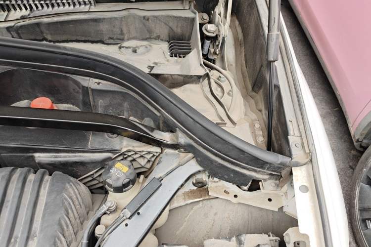 Used BMW X1 2022 xDrive25Li Luxury Model Engine Bay Left