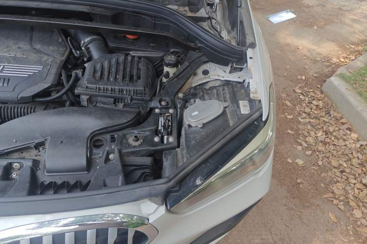 Used BMW X1 2022 sDrive25Li Leading Model Engine Bay Left