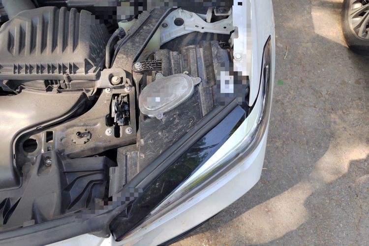 Used BMW X1 2022 sDrive25Li Leading Model Engine Bay Left