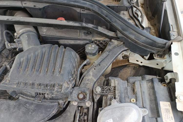 Used BMW X1 2022 sDrive20Li Fashion Model Engine Bay Left