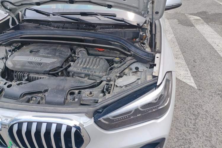 Used BMW X1 2022 sDrive20Li Fashion Model Engine Bay Left