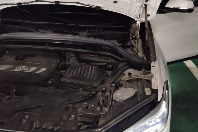 Used BMW X1 2022 sDrive25Li Leading Model Engine Bay Left