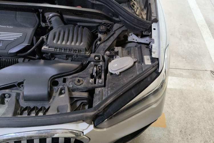 Used BMW X1 2022 sDrive25Li Leading Model Engine Bay Left