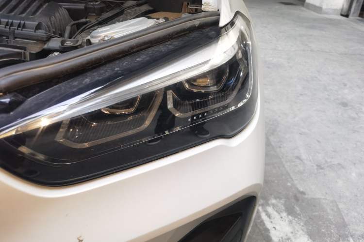 Used BMW X1 2022 sDrive25Li Leading Model Engine Bay Left