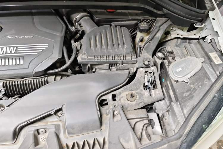 Used BMW X1 2022 sDrive25Li Leading Model Engine Bay Left