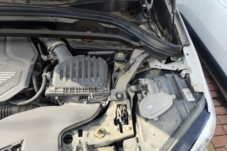 Used BMW X1 2022 sDrive25Li Leading Model Engine Bay Left