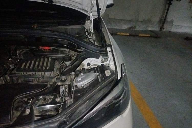 Used BMW X1 2022 sDrive25Li Leading Model Engine Bay Left