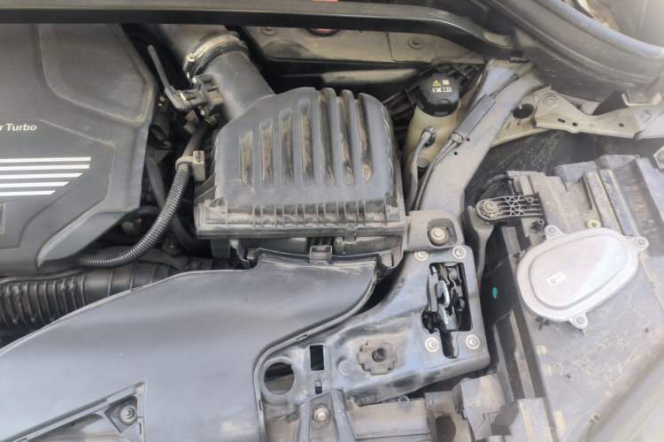 Used BMW X1 2022 sDrive25Li Leading Model Engine Bay Left